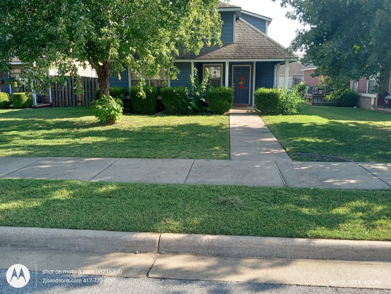 Grass Mowing Service and lawn care near Neosho